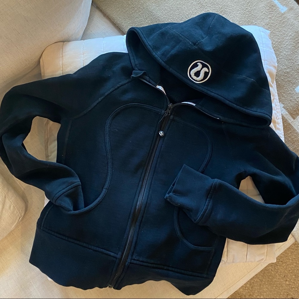 SOLD Scruba Zip up